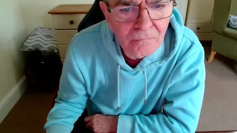 wanttobefree22 online show from 24, 10, 2025
