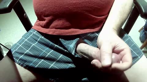 Snapshot of warguy101 chatting on 16, 12, 2024 warguy101 online show from 16, 12, 2024