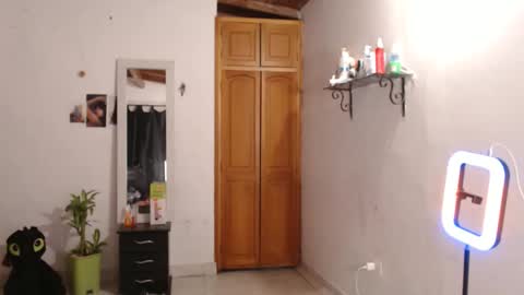 warrior_xena online show from 14, 10, 2025