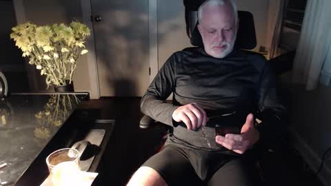 Snapshot of wasted_daze_ chatting on 4, 2, 2026 wasted_daze_ online show from 4, 2, 2026