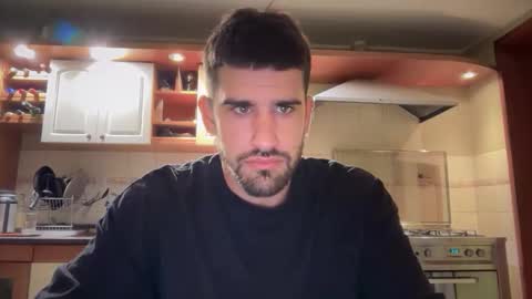 Snapshot of wat___sapbody chatting on 16, 12, 2025 wearetwo online show from 16, 12, 2025