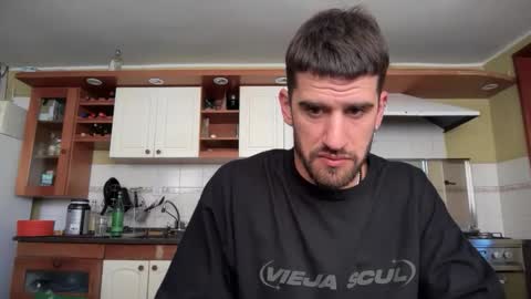 Snapshot of wat___sapbody chatting on 18, 12, 2025 wearetwo online show from 18, 12, 2025