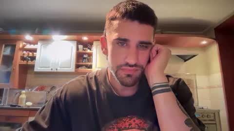 Snapshot of wat___sapbody chatting on 23, 2, 2026 wearetwo online show from 23, 2, 2026