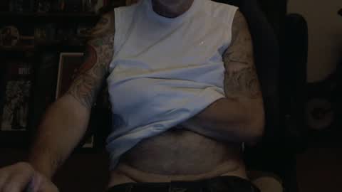 Snapshot of waterfire420 chatting on 1, 1, 2025 waterfire420 online show from 1, 1, 2025