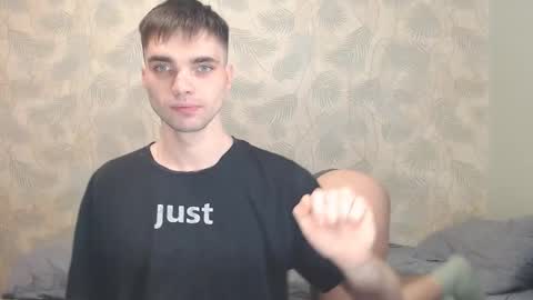 Lia and Artur online show from 5, 12, 2025