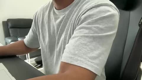 Snapshot of weaponx1 chatting on 2, 2, 2026 Weapon X online show from 2, 2, 2026