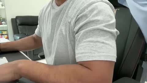 Snapshot of weaponx1 chatting on 22, 2, 2026 Weapon X online show from 22, 2, 2026