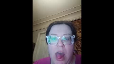 Snapshot of webgirl2 chatting on 18, 4, 2026 Marina online show from 18, 4, 2026