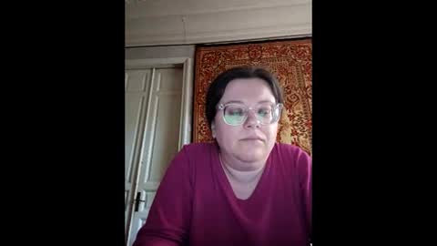 Snapshot of webgirl2 chatting on 6, 5, 2026 Marina online show from 6, 5, 2026