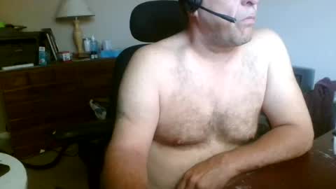 Snapshot of welderod chatting on 19, 6, 2026 welderod online show from 19, 6, 2026