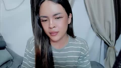 Hi Im LOVIE Please dont forget to follow and thumbs up me online show from 23, 5, 2026