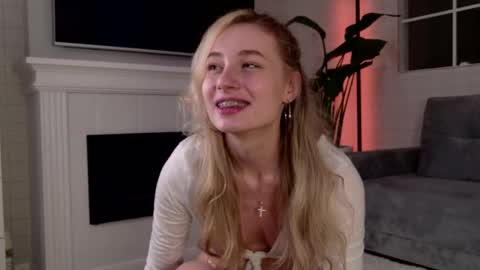 CAREN online show from 13, 4, 2026