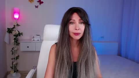 Wendi Foster online show from 23, 10, 2025