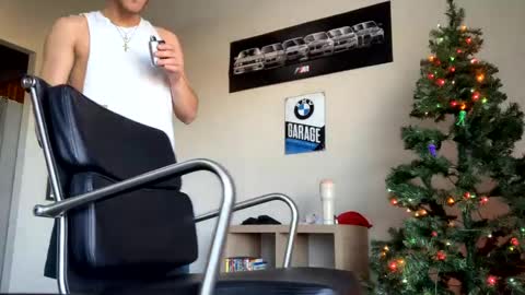 Topjitt online show from 4, 12, 2024