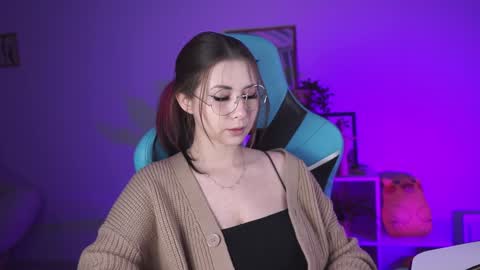 little girl who is always rightLisa online show from 24, 12, 2024