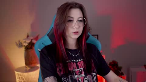 little girl who is always rightLisa online show from 30, 12, 2024