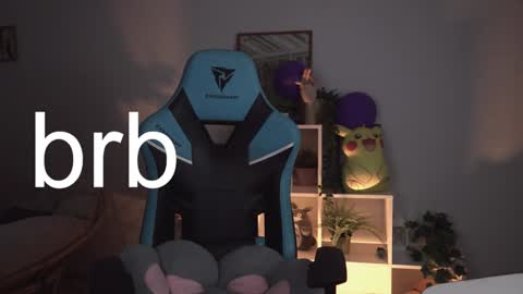 little girl who is always rightLisa online show from 5, 2, 2025