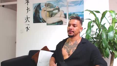 Wesley Rogger online show from 15, 2, 2025