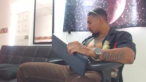 Wesley Rogger online show from 14, 11, 2025