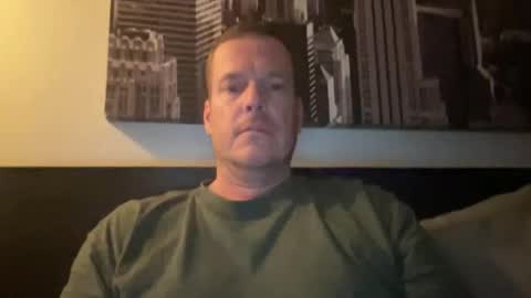 Snapshot of westcoastguy213 chatting on 4, 11, 2025 westcoastguy213 online show from 4, 11, 2025