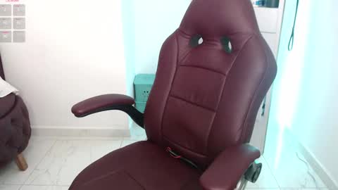 Diva online show from 22, 2, 2025