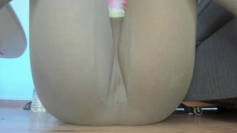 Snapshot of wet_pants2022 chatting on 4, 7, 2026 wet_pants2022 online show from 4, 7, 2026