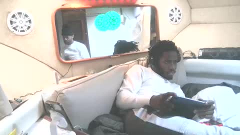 Snapshot of wetdreamsz101 chatting on 5, 12, 2025 wetdreamz101 online show from 5, 12, 2025