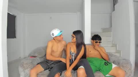--New girls--TamyDark hair girl--Aitana--Mathiasglasses boy--Peter online show from 25, 9, 2025