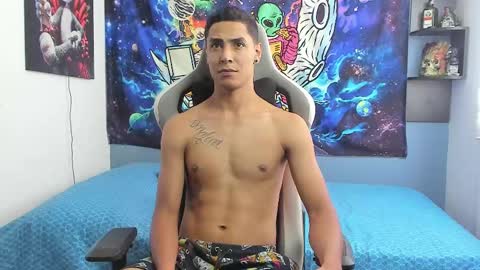 Snapshot of wexx_ chatting on 6, 3, 2025 wex online show from 6, 3, 2025