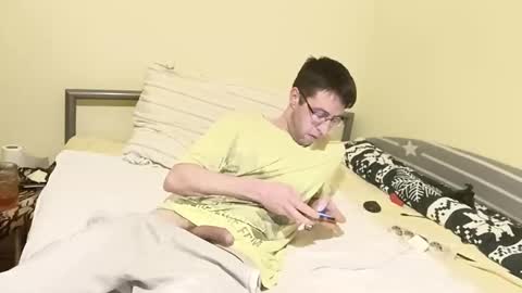 Snapshot of whatwouldyouliketosee chatting on 15, 12, 2024 stoffy online show from 15, 12, 2024