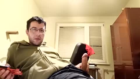 Snapshot of whatwouldyouliketosee chatting on 22, 12, 2024 stoffy online show from 22, 12, 2024