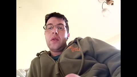 Snapshot of whatwouldyouliketosee chatting on 24, 12, 2024 stoffy online show from 24, 12, 2024