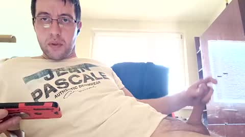 Snapshot of whatwouldyouliketosee chatting on 27, 12, 2024 stoffy online show from 27, 12, 2024