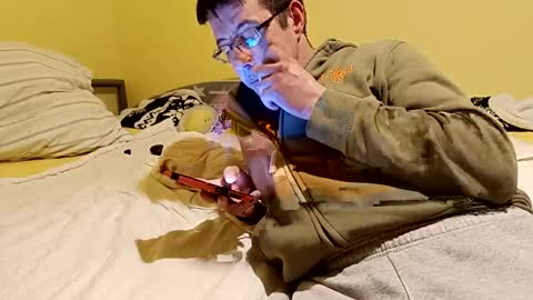 Snapshot of whatwouldyouliketosee chatting on 29, 12, 2024 stoffy online show from 29, 12, 2024