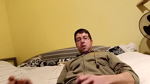 Snapshot of whatwouldyouliketosee chatting on 1, 1, 2025 stoffy online show from 1, 1, 2025