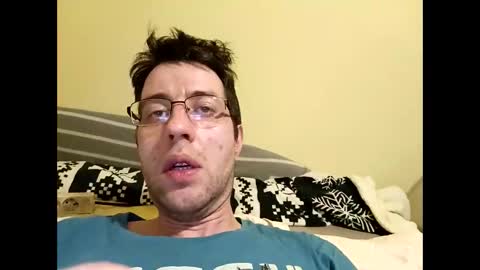 Snapshot of whatwouldyouliketosee chatting on 14, 1, 2025 stoffy online show from 14, 1, 2025