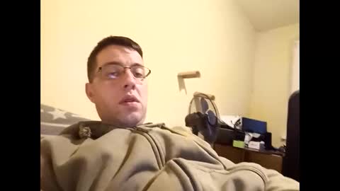 Snapshot of whatwouldyouliketosee chatting on 17, 1, 2025 stoffy online show from 17, 1, 2025