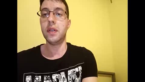 Snapshot of whatwouldyouliketosee chatting on 18, 1, 2025 stoffy online show from 18, 1, 2025