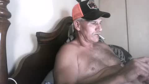 Snapshot of wheenidude chatting on 18, 5, 2026 wheenidude online show from 18, 5, 2026