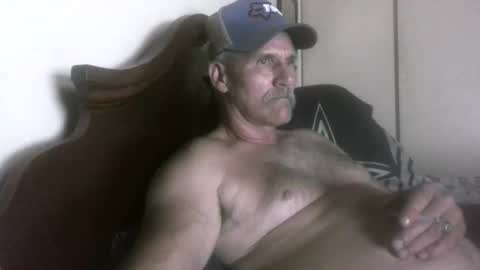 Snapshot of wheenidude chatting on 20, 5, 2026 wheenidude online show from 20, 5, 2026