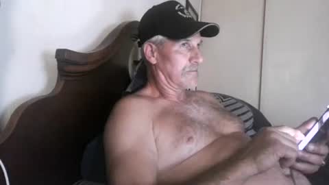 Snapshot of wheenidude chatting on 24, 5, 2026 wheenidude online show from 24, 5, 2026