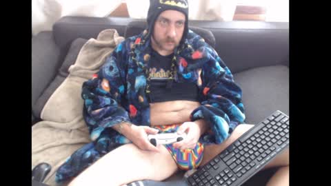 Snapshot of whiskyjane chatting on 14, 1, 2025 Whisky Jane Autumn Cabin Fever online show from 14, 1, 2025