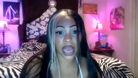 Snapshot of whisperingmayafairs chatting on 19, 7, 2026 whisperingmayafairs online show from 19, 7, 2026