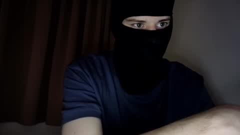 whispero_o online show from 8, 1, 2026