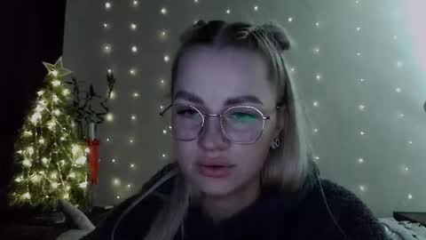 whitehex666 online show from 22, 12, 2025