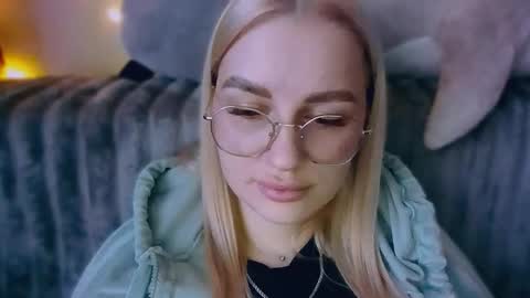 whitehex666 online show from 27, 2, 2026