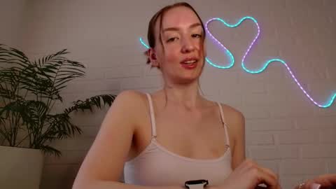 You wont find me here on Saturdays and Sundays  online show from 20, 4, 2026