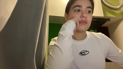 Snapshot of whitesun18 chatting on 28, 11, 2025 Eve online show from 28, 11, 2025