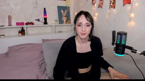 Snapshot of whoalexxa chatting on 29, 6, 2026 Alexa online show from 29, 6, 2026