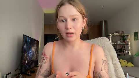 Snapshot of whoisalisa chatting on 1, 5, 2026 Alisa online show from 1, 5, 2026